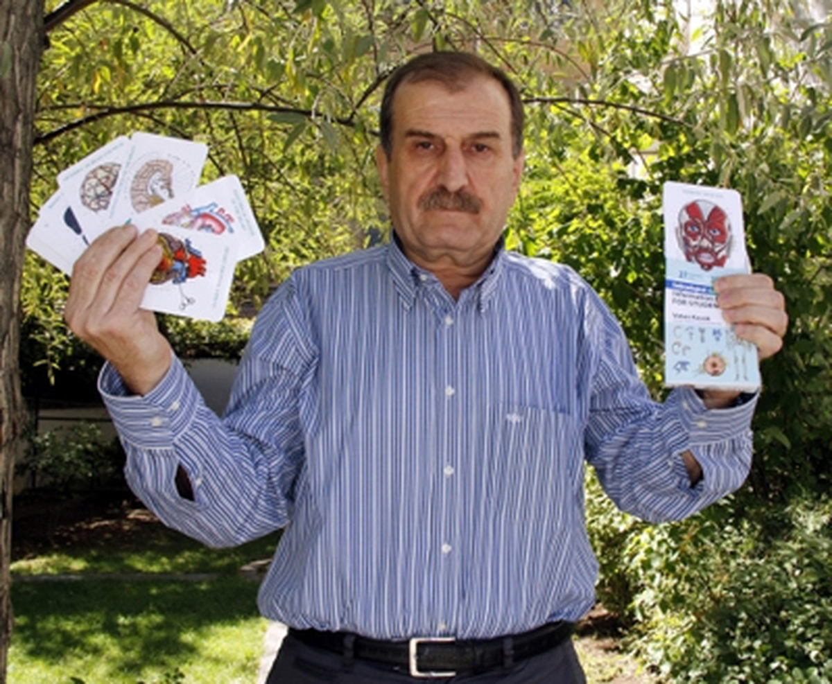 Öğrencileri İçin Cep Atlası Hazırladı