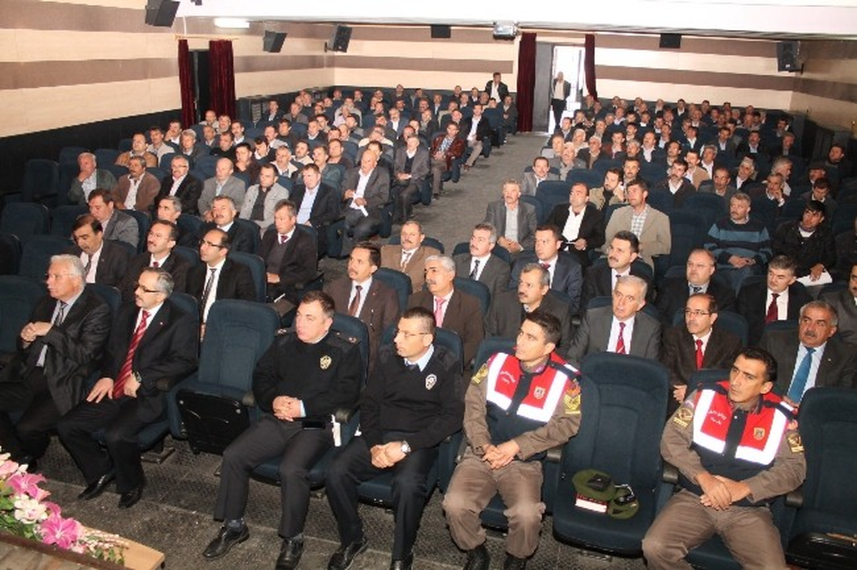 Okul Servislerine Eğitim Semineri Verildi