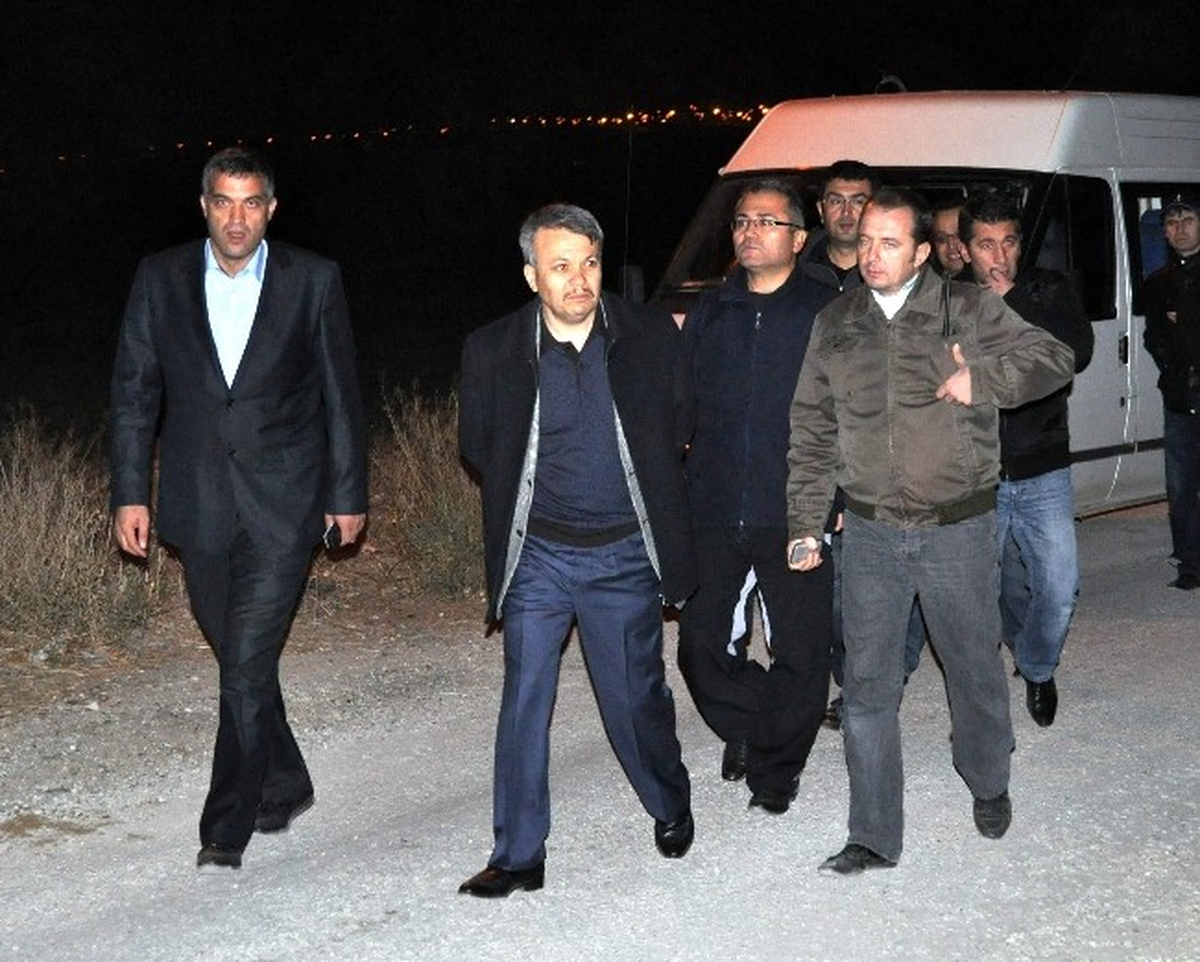 Patronuna Kızdı, Sağa Sola Ateş Etti