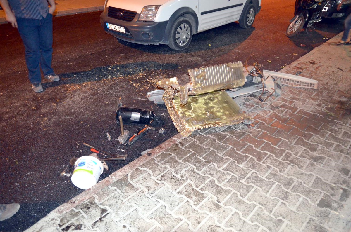 Polis, Bazı Hırsızlık Zanlılarını Yakaladı…