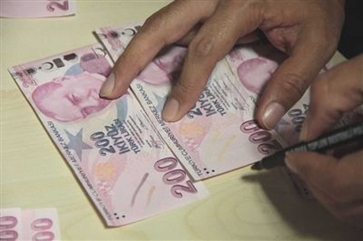 Polis Ekiplerinden Sahte Para Uyarısı
