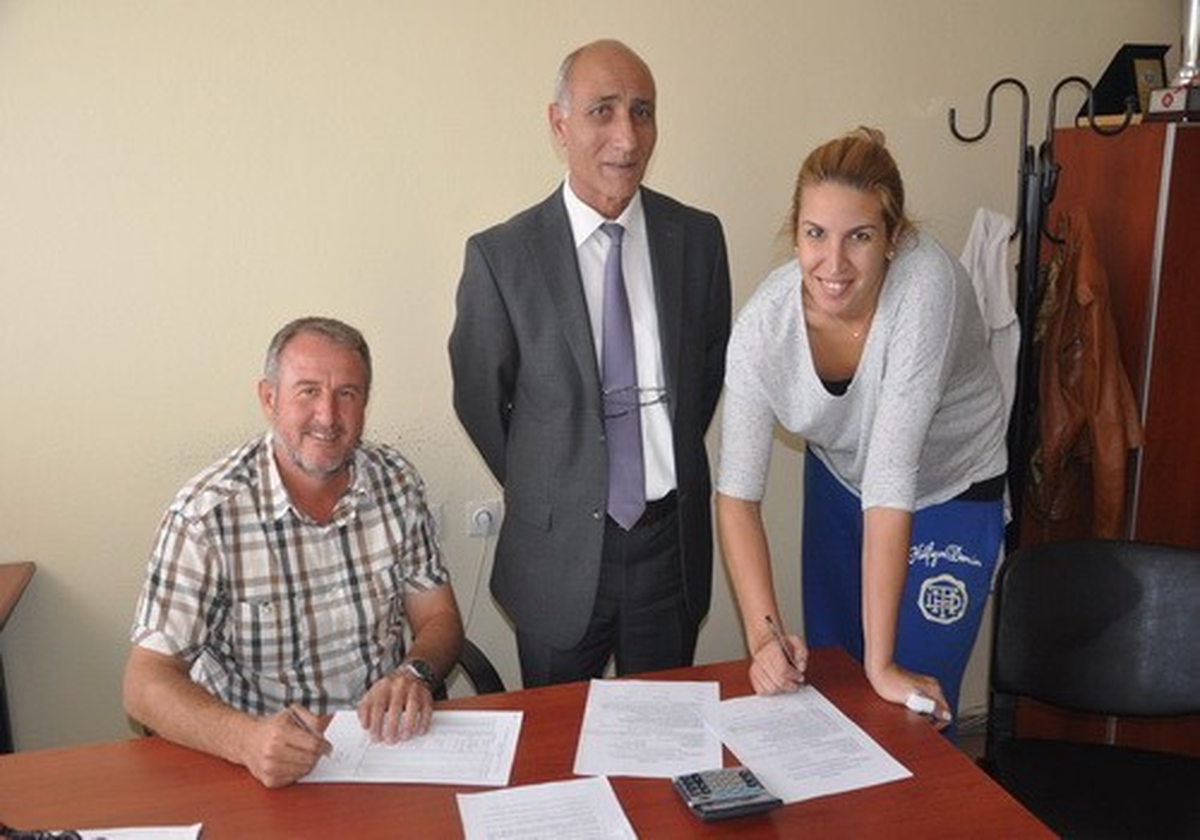 Salihli Belediyespor, Deniz Hakyemez\'i Renklerine Bağladı