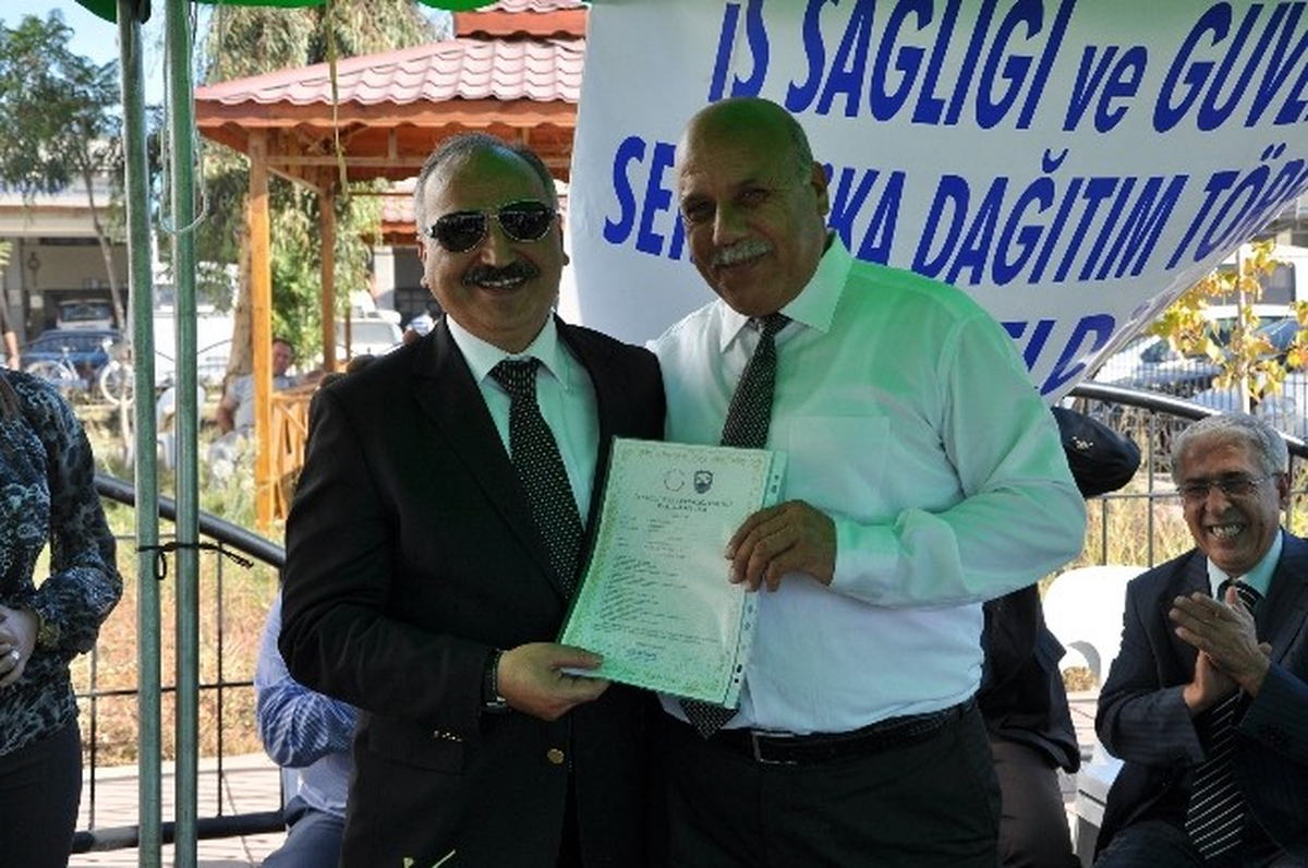 Tarsus\'ta Madeni Sanatkar Esnafı Sertifikalarını Aldı