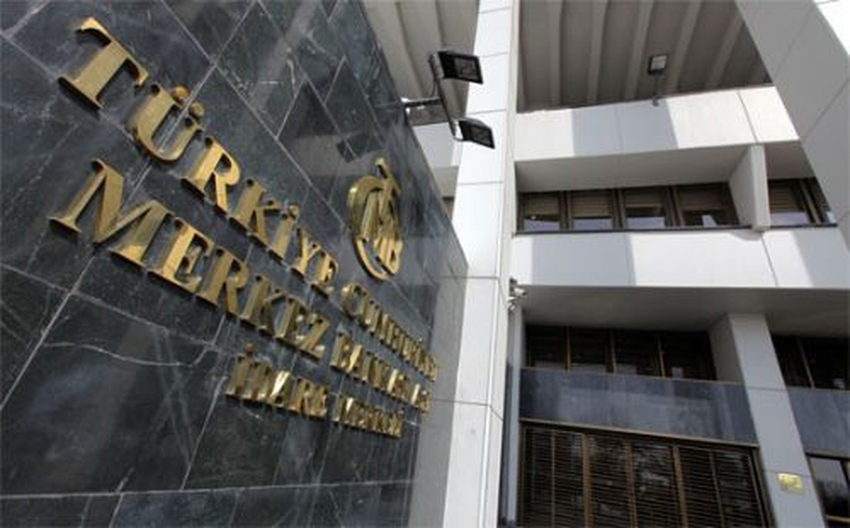Tcmb\'nin Rezervleri Azaldı