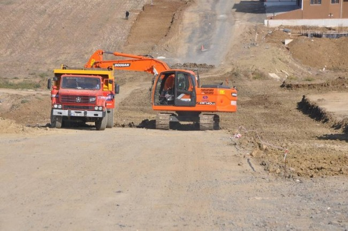 Tekirdağ Belediyesi\'nden Yol Hamlesi