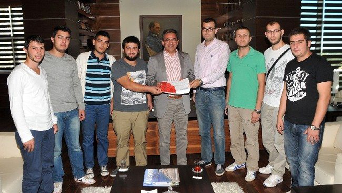 Akdeniz Üniversitesinden Hızlı Tren İçin 1600 İmza