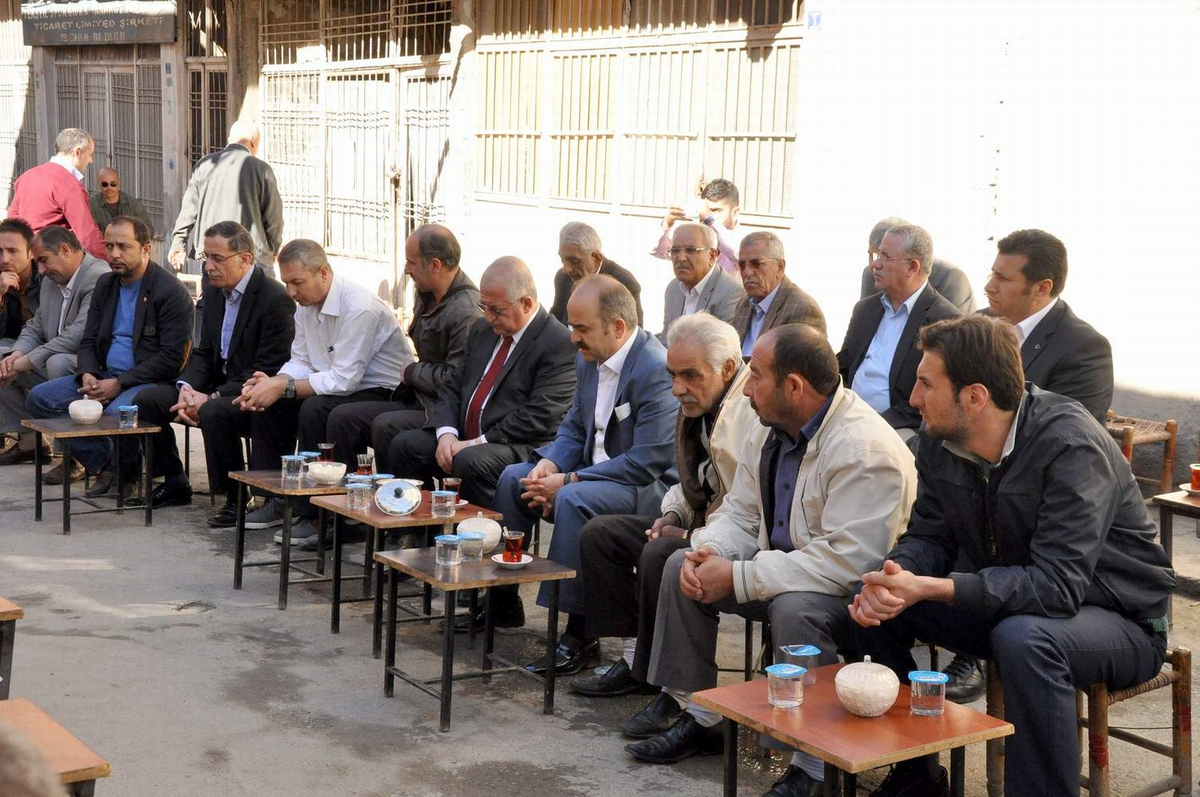 Vali Ahmet Aydın Cemaatle Toplandı düzenledi