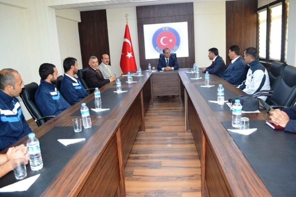 Vali Tapsız\'dan Kilis Belediyespor\'a Tam Destek