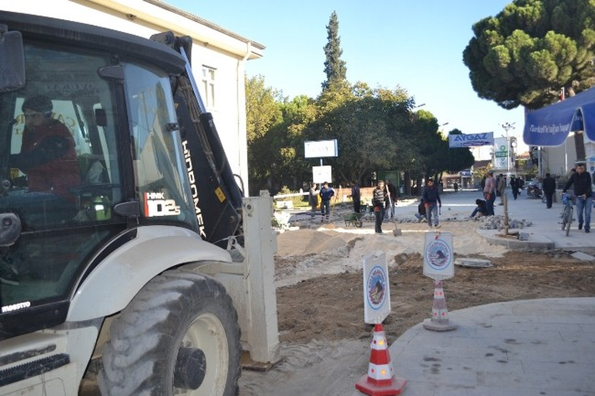 Yol Çalışmaları Bayrama Kadar Tamamlanacak