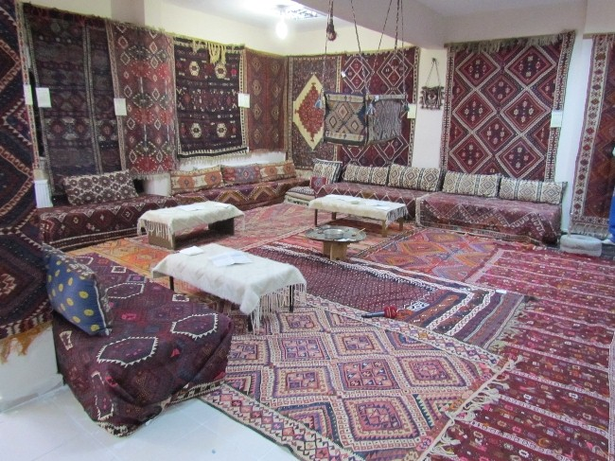 Yyü\'de Türk El Sanatları Uygulama ve Araştırma Merkezi Müdürlüğü Açıldı