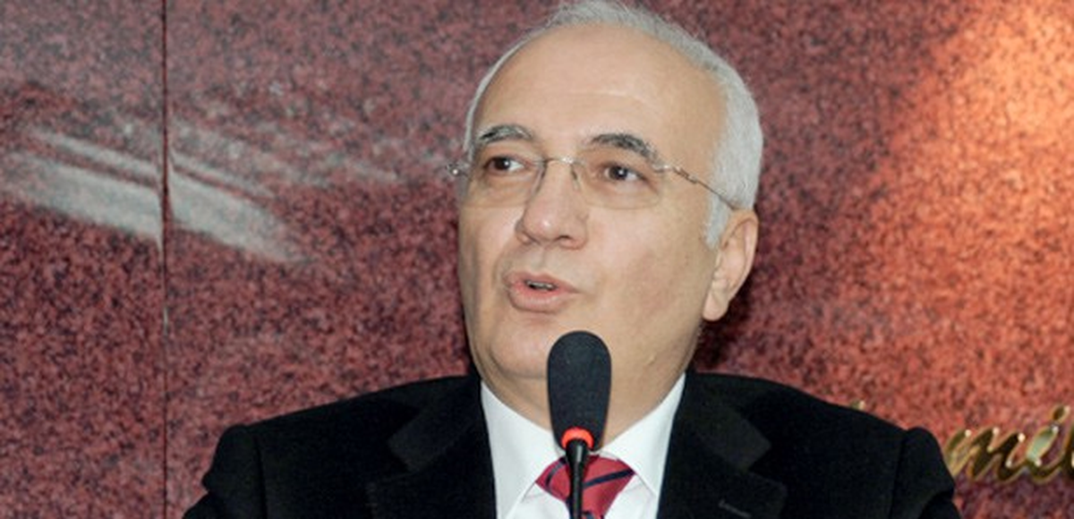 AK Parti\'li Elitaş: "Meclis Başkanı Ne Yapacağını İyi Bilir, İyi Bir Hukukçudur"