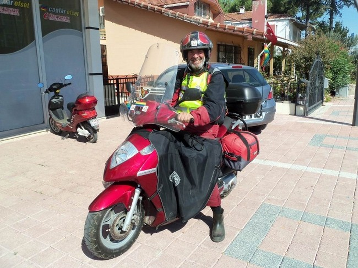 Barış İçin Ülkeyi Geziyor