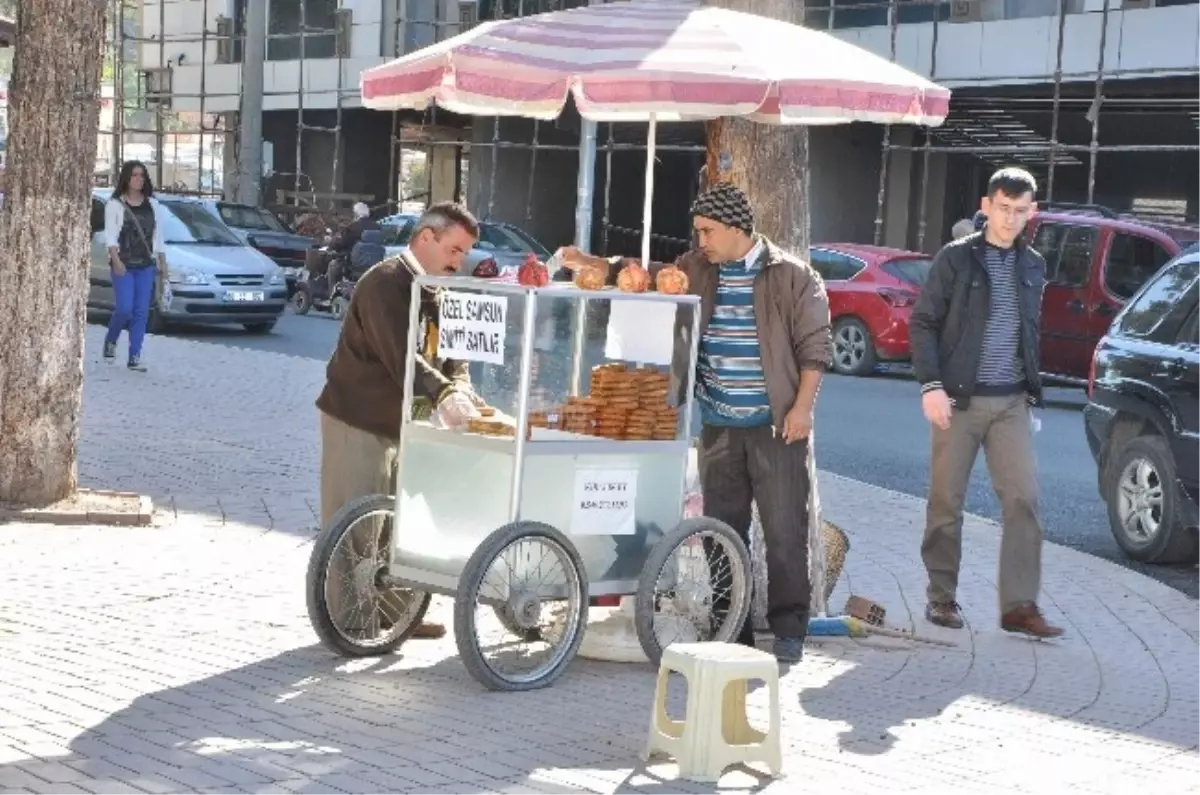 Erbaa\'da Simit Satıcılarına Yönelik Uygulama