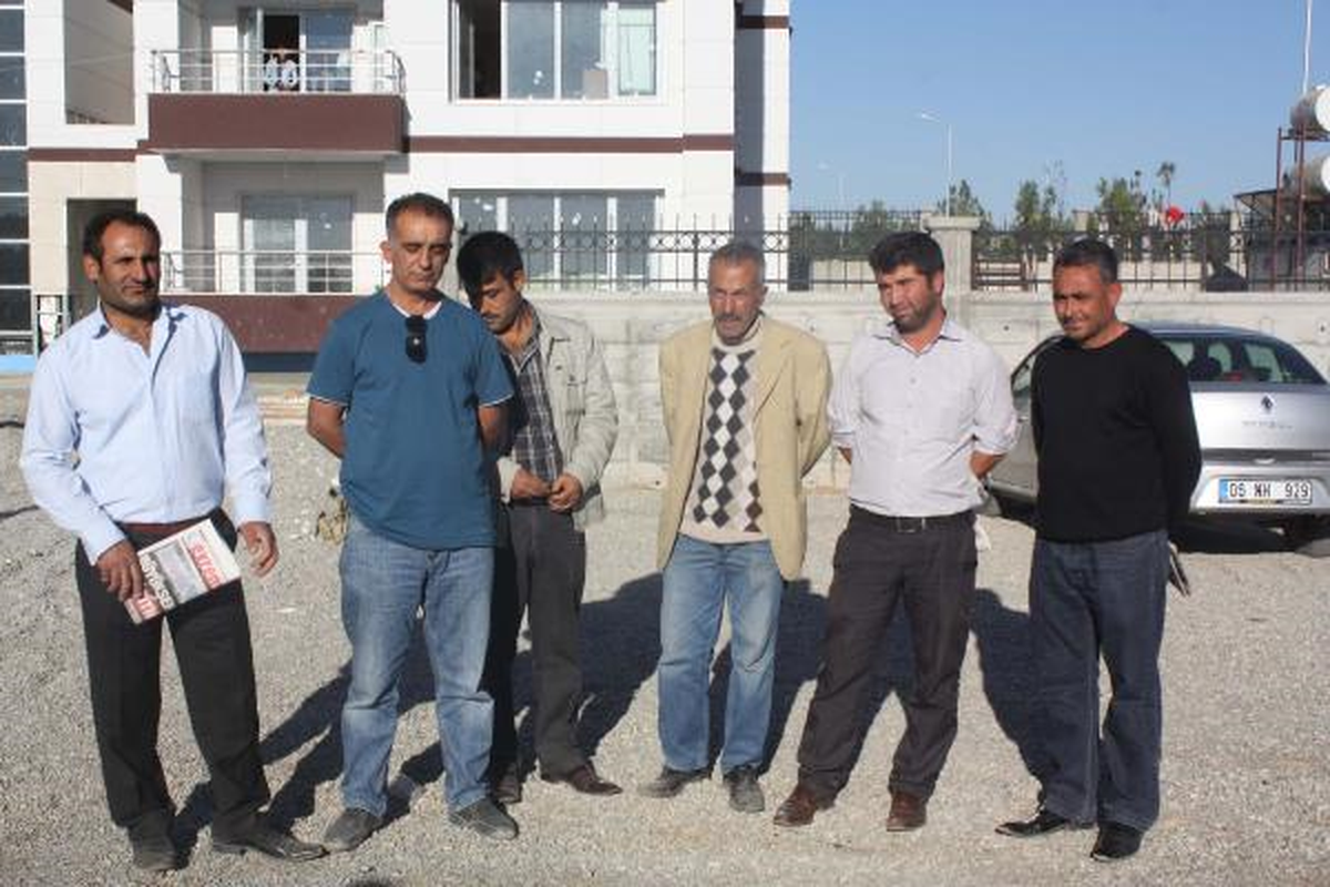 Hastane İnşaatında Çalışan İşçiler İş Bıraktı