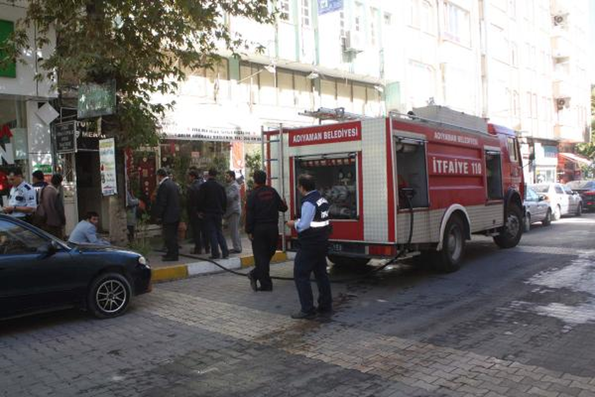 Havalandırma Boşluğunda Çıkan Yangın Korkuttu