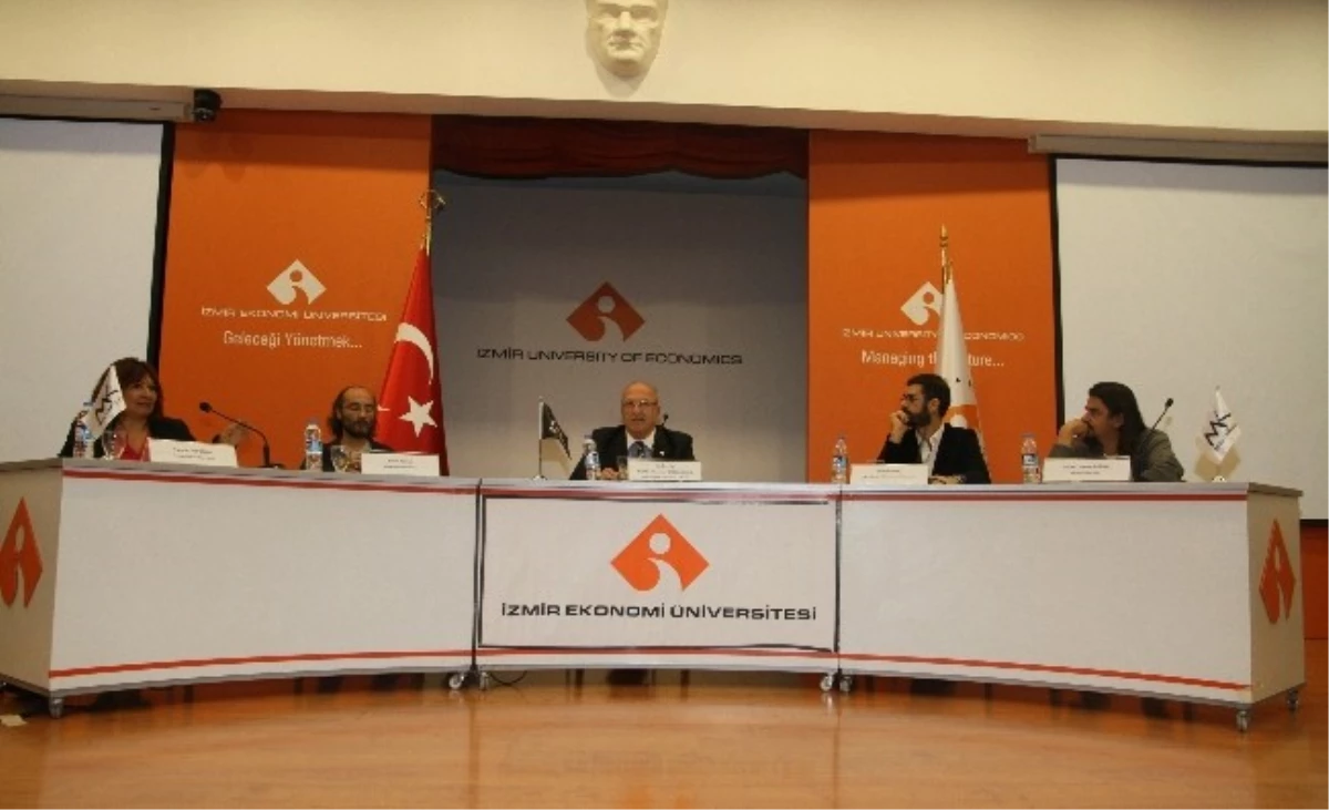 İzmir Ekonomi Üniversitesi Türk Medyasını Tartıştı