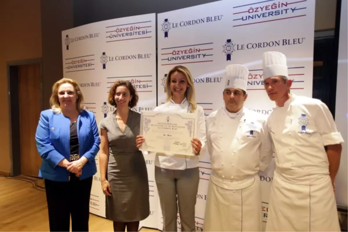 Le Cordon Bleu İlk \'Grand Diplôme\'Mezunlarını Verdi