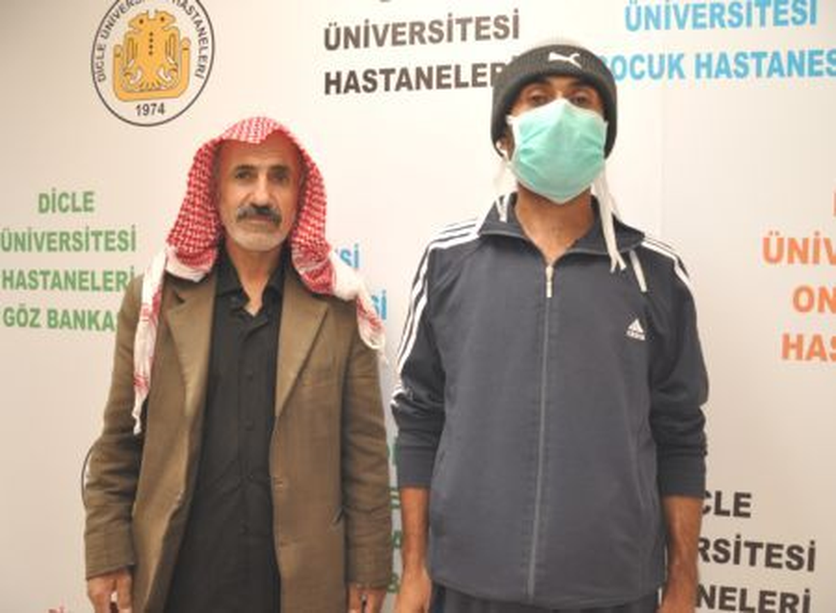 Suriyeli Ali Hasan Babasının Böbreğiyle Hayata Tutundu
