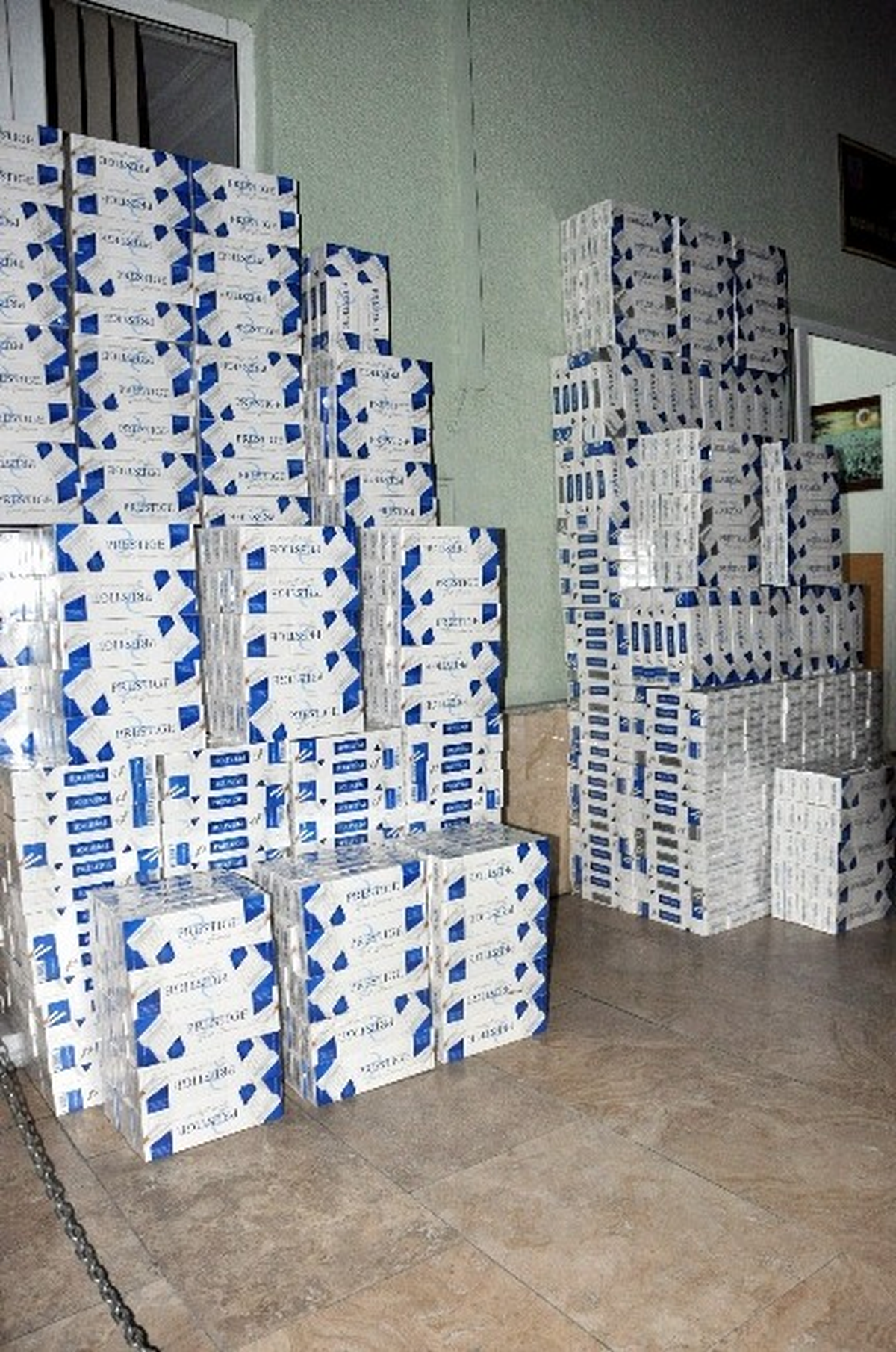 Sivas Suşehri\'nde 14 Bin 350 Adet Kaçak Sigara El Geçirildi