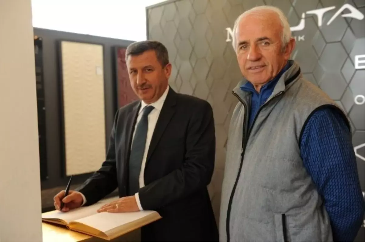 Vali, Nafi Güral'ı Ziyaret Etti