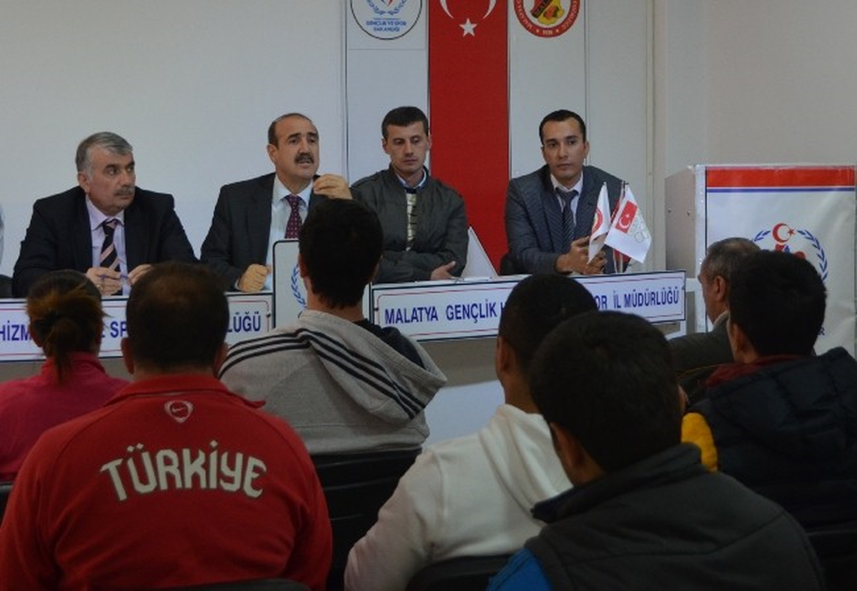 Malatya\'da Antrenörlerin Performansı Değerlendiriliyor