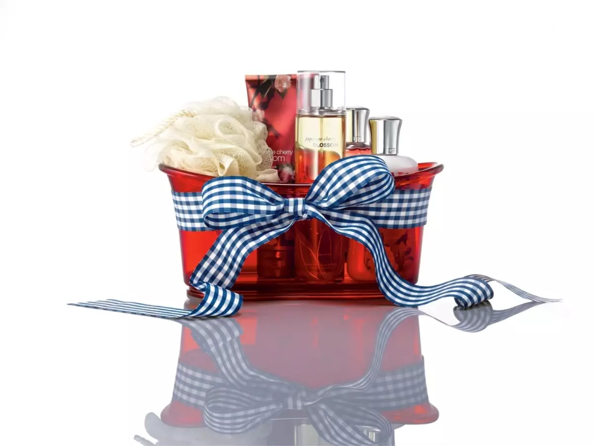 Bath&Body Works\'te Şimdi Özelhediye Setleri de Hediyeli