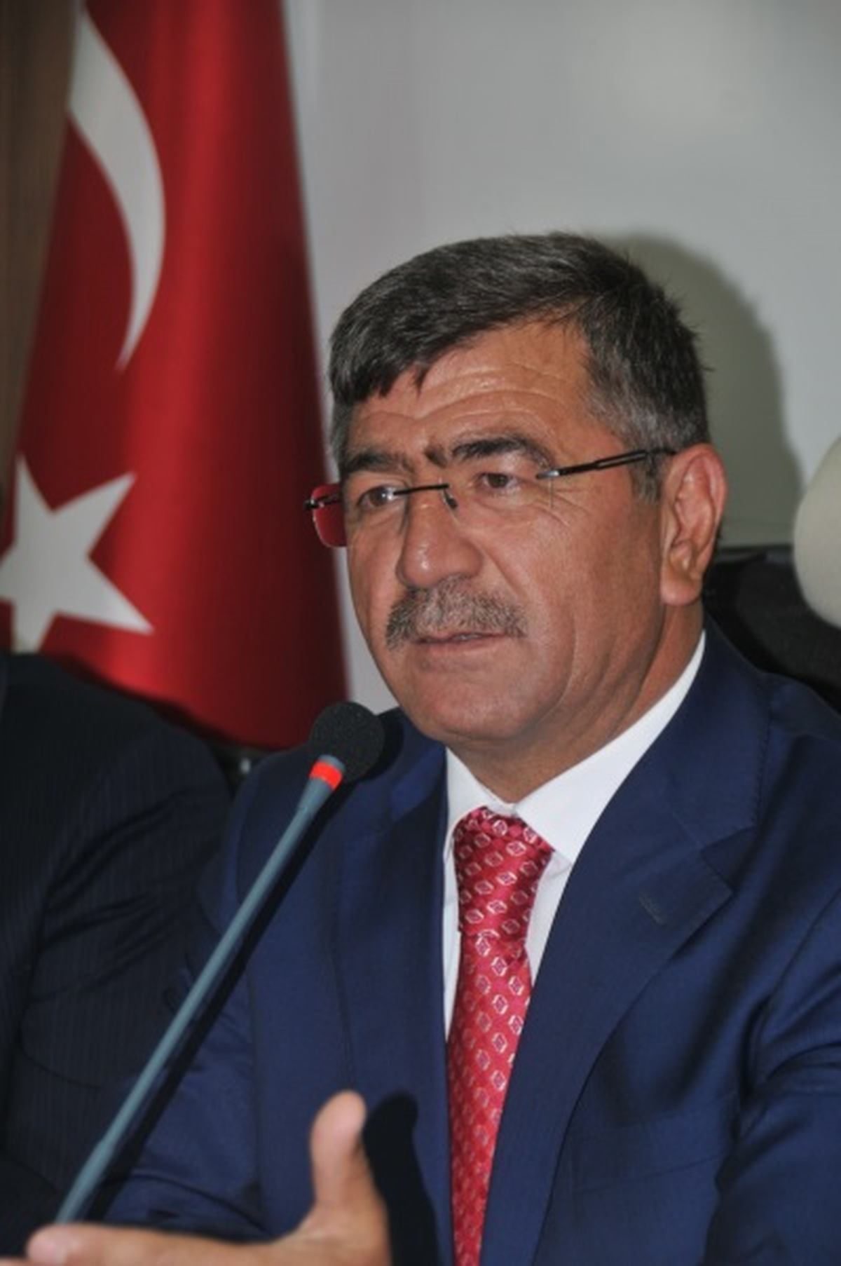 Belediye Başkanı Faruk Akdoğan\'dan Bayram Mesajı