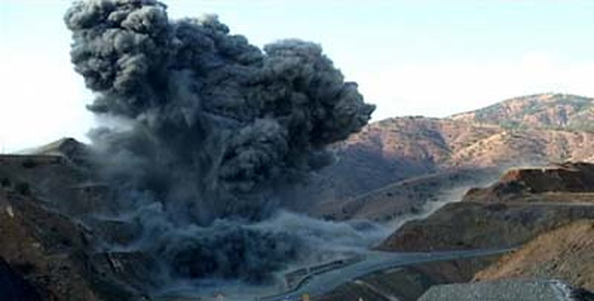 Diyarbakır\'da İhbar Üzerine Ele Geçen Bomba İmha Edildi