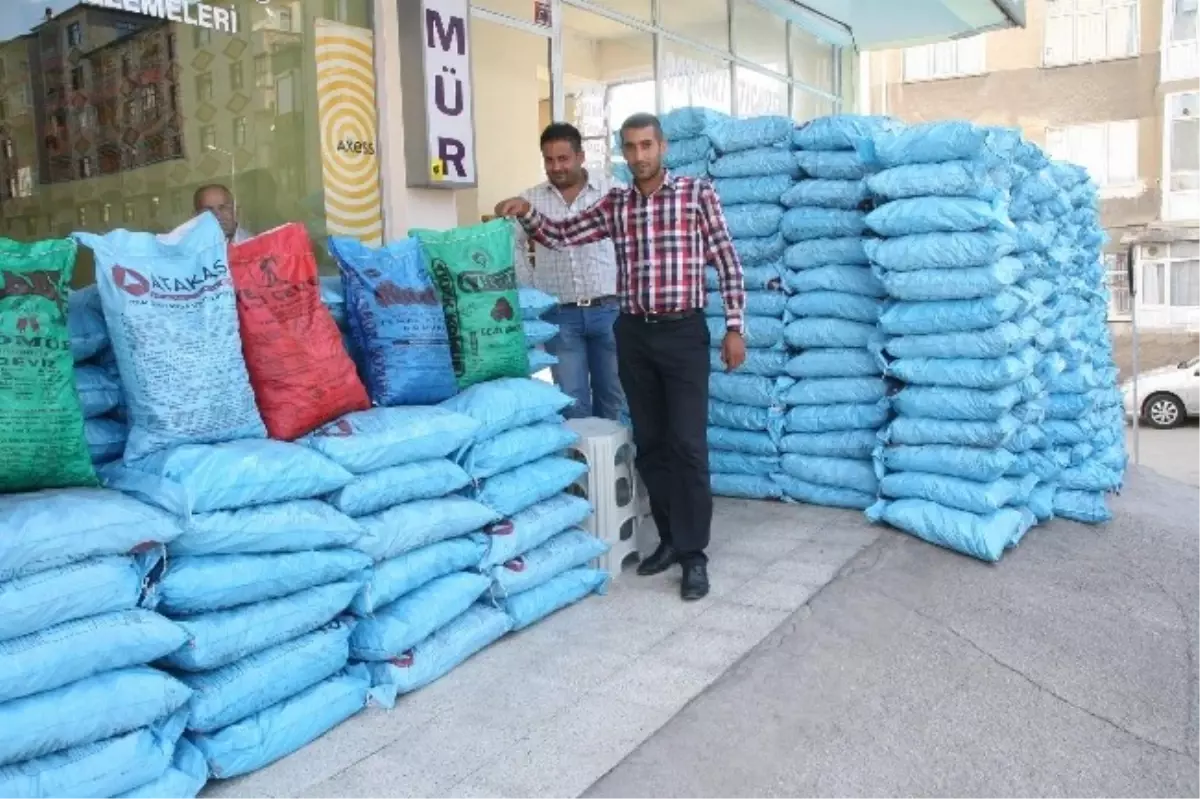 Havalar Soğumaya Başlayınca Kömür ve Soba Satışları Arttı