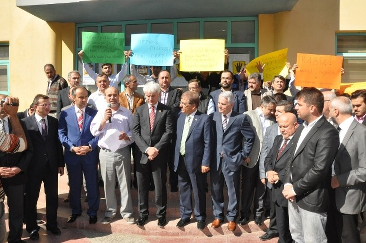 İnegöllüler Mısırlı Darbecileri Tel\'in Etti