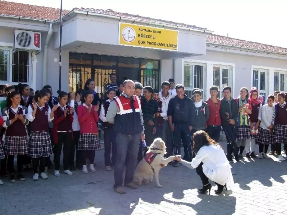 Adıyaman Besni\'de Uyuşturucu Semineri Verildi