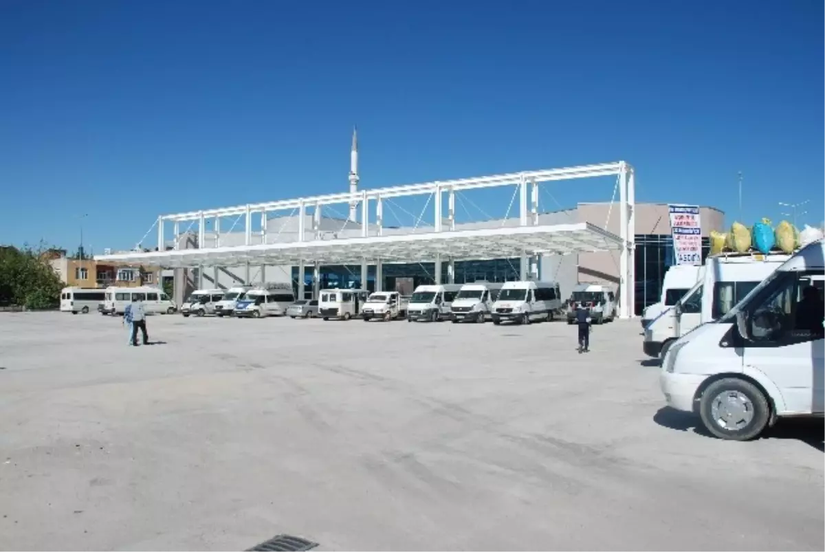 Kahta Otogarı Faaliyete Girdi