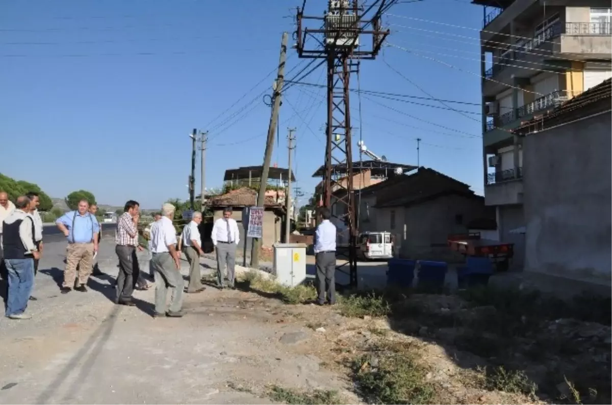 Köylere Yolcu Durakları Yapılıyor