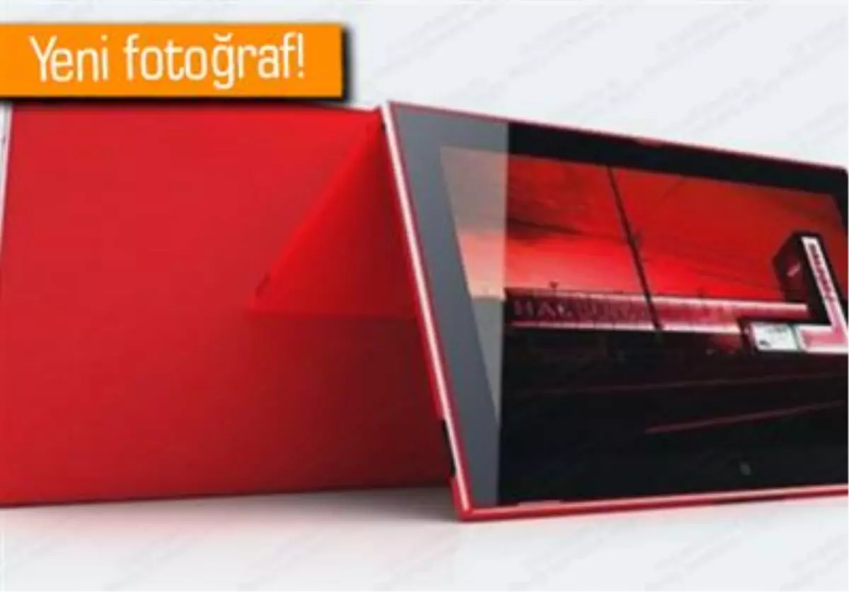 Nokia Lumia 2520 Tablete Yakından Bakın