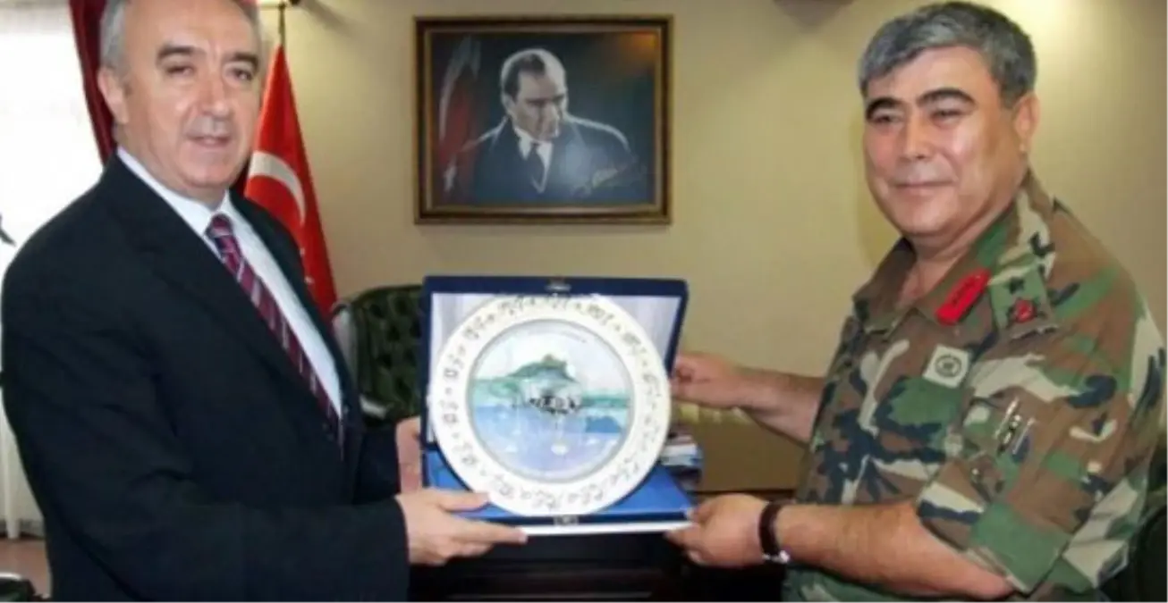 Tuğgeneral Ali Aydın, Tahliye Sonrası Namaz Kıldı