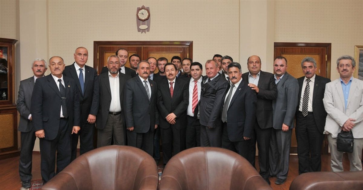 Vali Balkanlıoğlu, Çay İlçesi\'nin Sorunlarını Dinledi