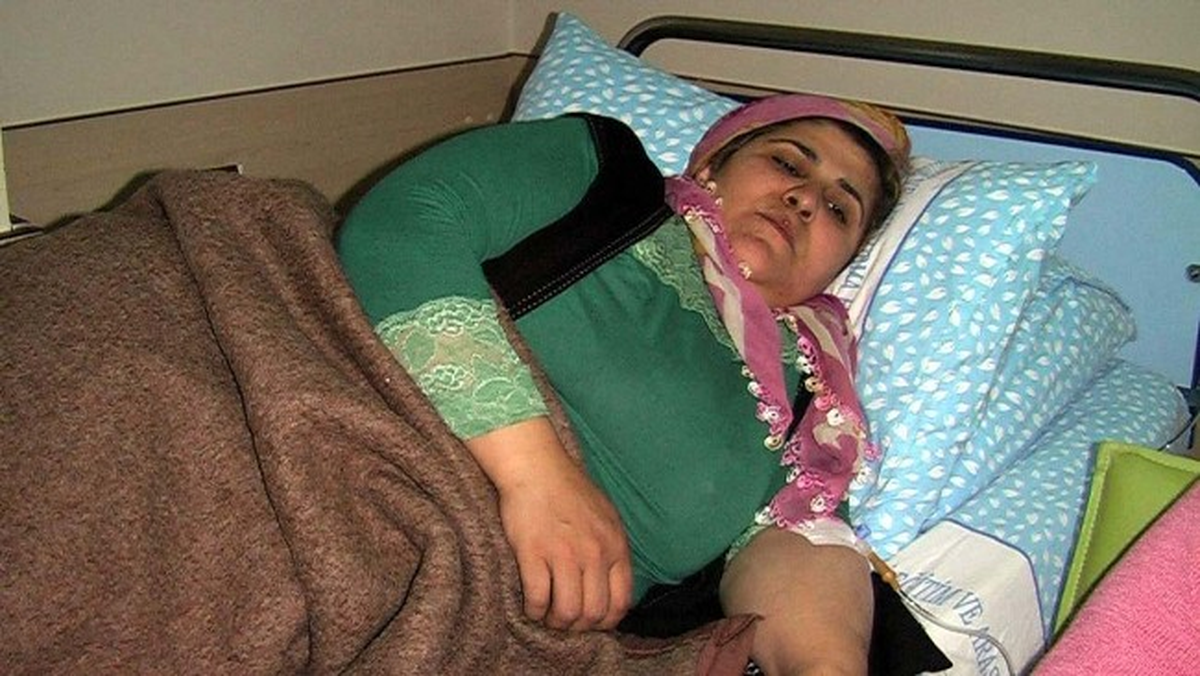 25 Yıllık Eşini Hastanelik Etti