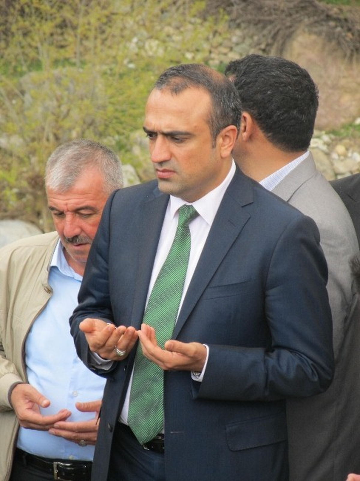AK Parti Diyarbakır Milletvekili Cuma İçten\'den Bayram Mesajı