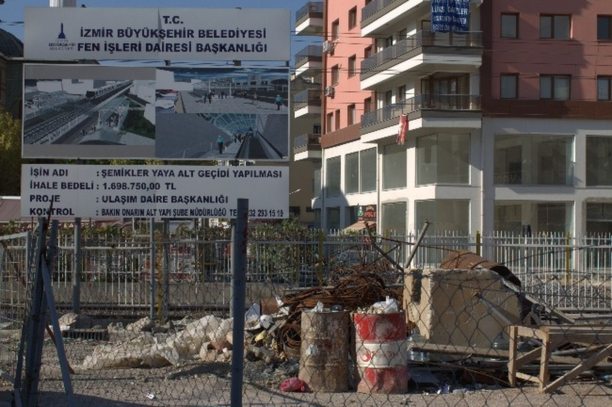 Ak Partili Sarıgöl\'den "Şemikler Altgeçidi" Tepkisi