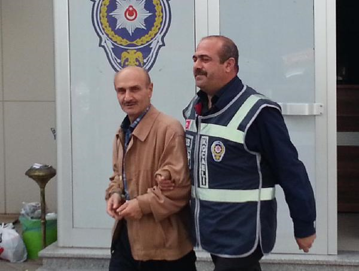 Birlikte Olmayı Kabul Etmeyen Kadını Bıçakla Yaraladı