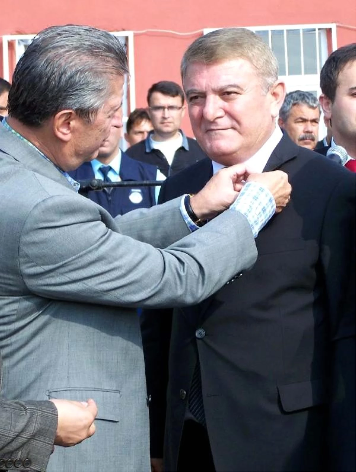 CHP\'den İstifa Eden Belediye Başkanı AK Parti\'ye Geçti