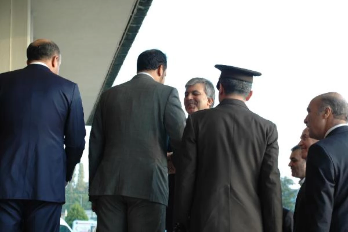 Cumhurbaşkanı Gül, Hac İbadeti İçin Medine\'ye Gitti