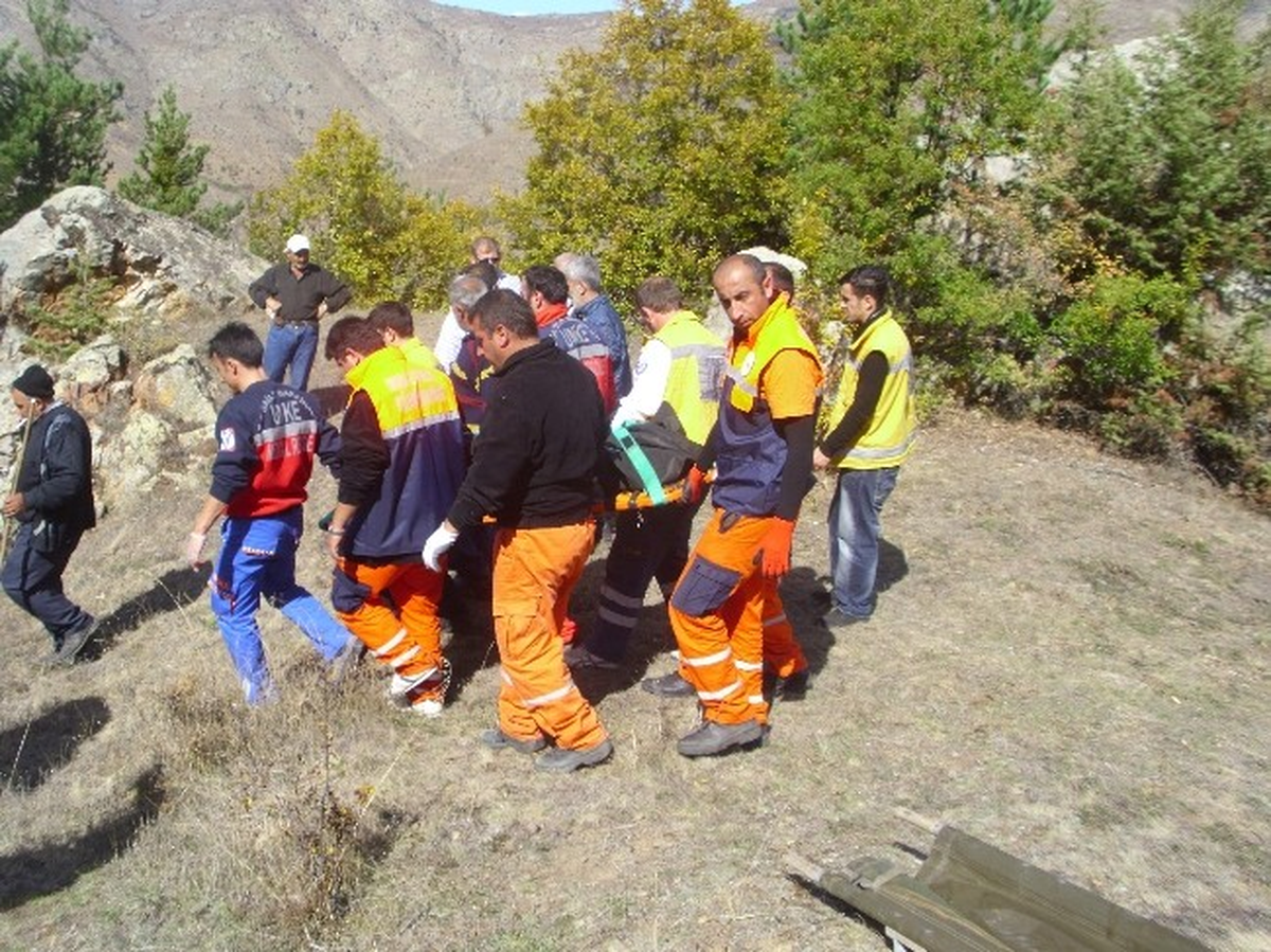 Gümüşhane\'de Kaybolan Yaşlı Kadın Ölü Bulundu