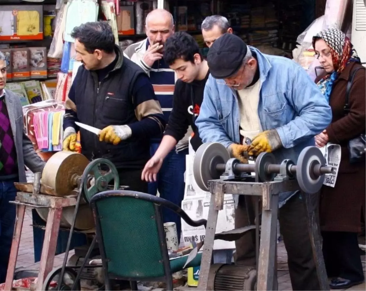 Kurban Bayramı Yaklaştı Bıçaklar Bileylendi