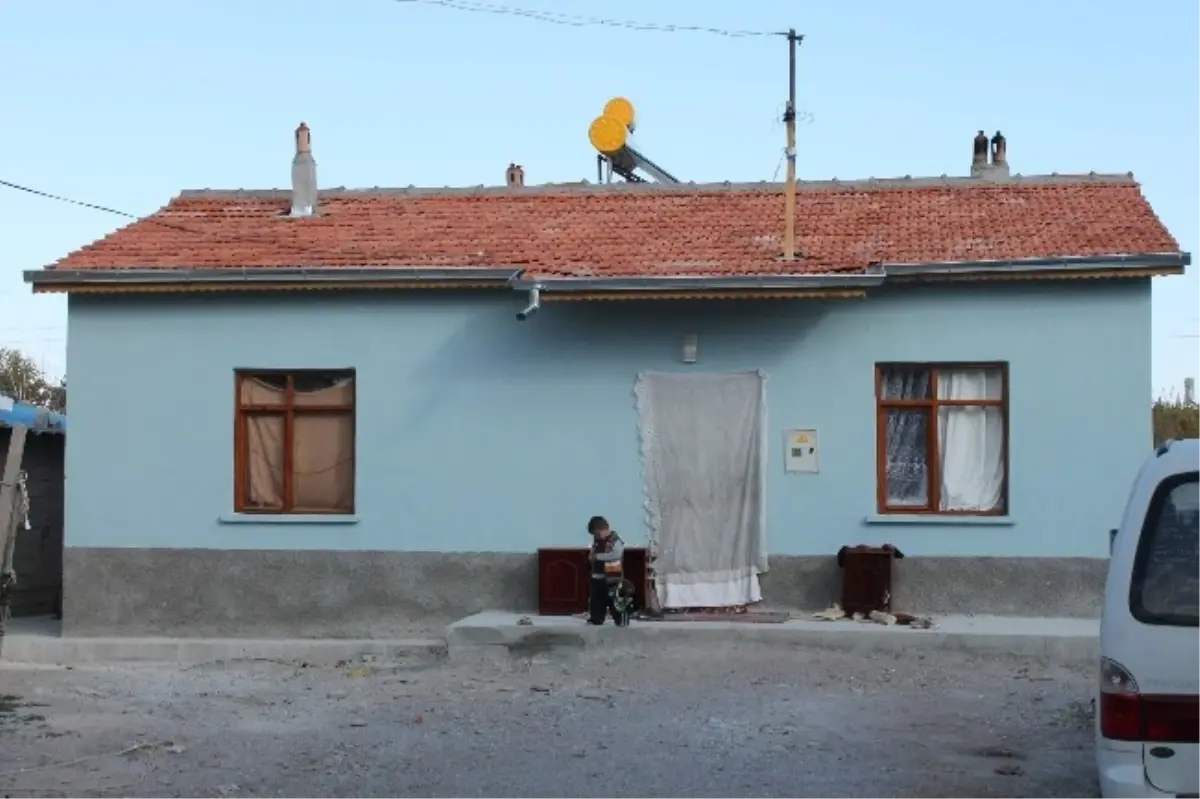 (Özel Haber) Evi Yanan Aileye Çifte Bayram