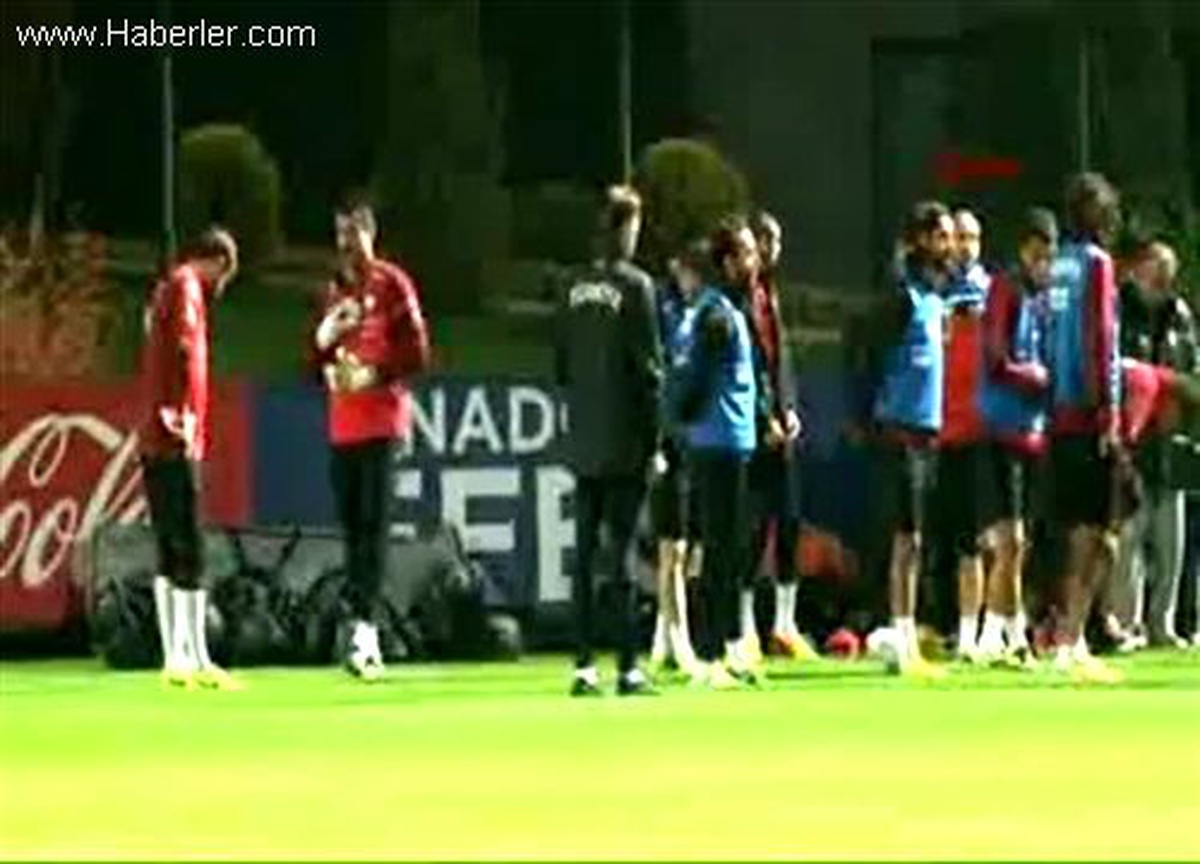 A Milli Futbol Takımı, Hollanda Maçı Hazırlıklarını Sürdürdü