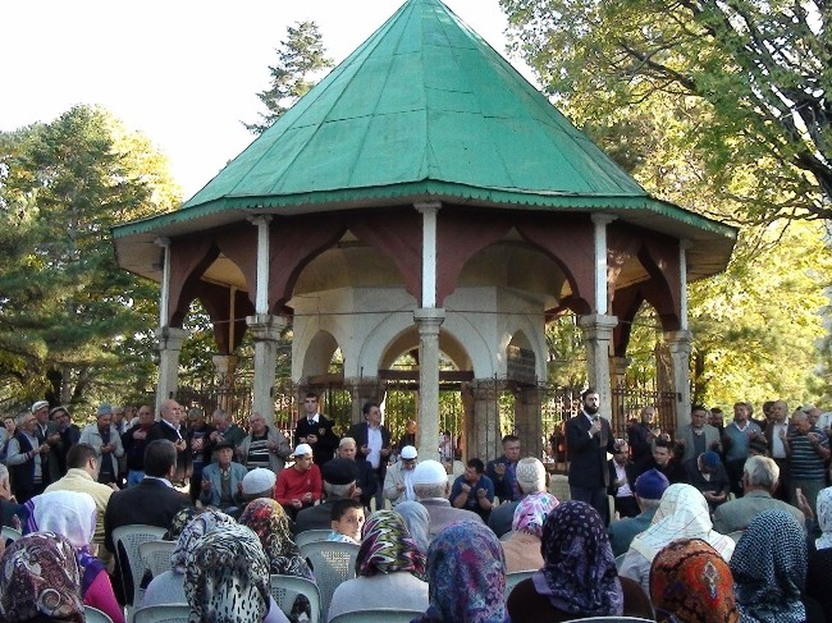Akşehir\'de Arefe Duası