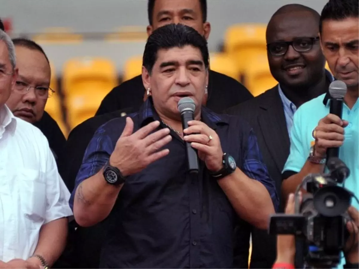 Maradona Arjantin\'i Tutmayacak!