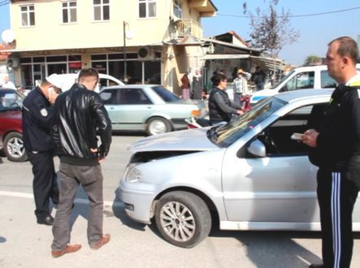 Sakarya\'da Trafik Kazası: 1 Yaralı