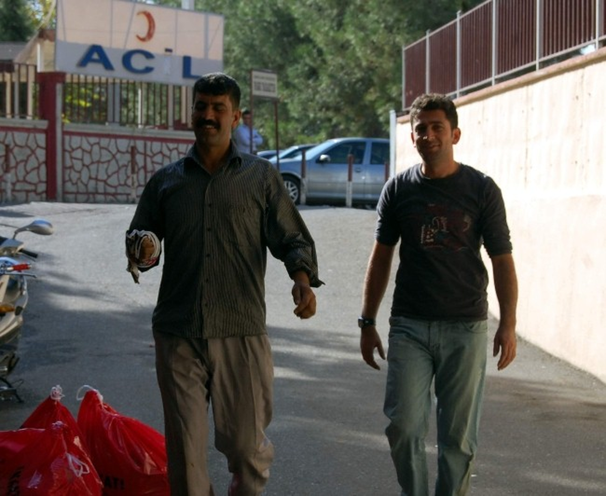 Adıyaman\'da, Acemi Kasaplar Acile Koştu